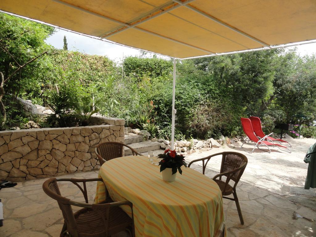 Apartments Grbin (Adults Only) Lumbarda Oda fotoğraf